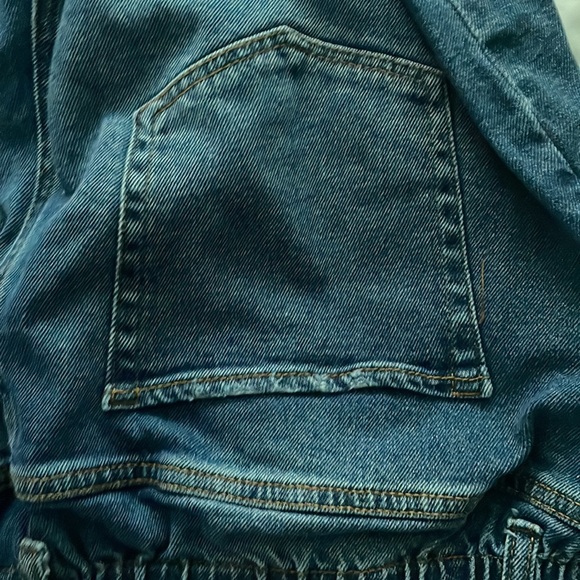 Jeans - Picture 7 of 7